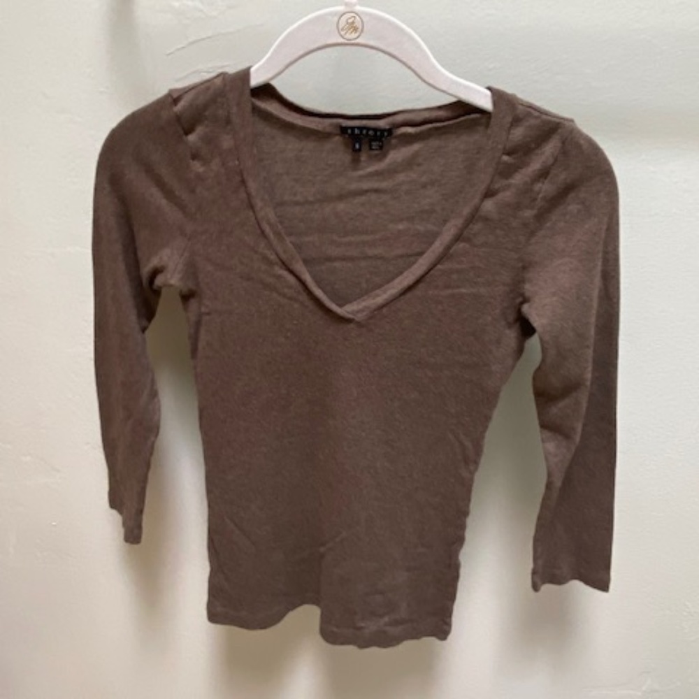 Theory V-neck Shirt